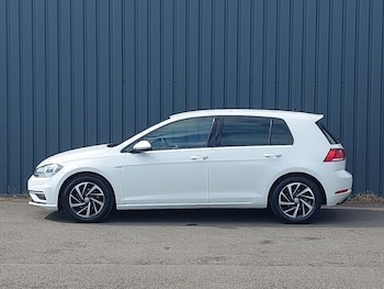 Used Volkswagen Golf 2019 for sale - 78511773: Photo