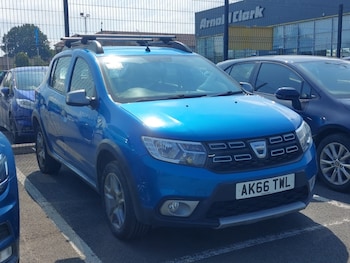 Used Dacia Sandero Stepway 2017 for sale - 79214295: Photo