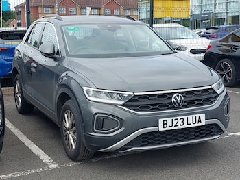 Used Volkswagen T-Roc 2023 for sale - 78791388: Photo