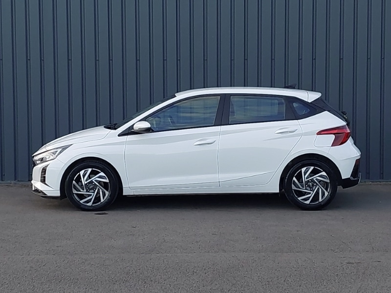 Used Hyundai i20 2024 for sale - 76387969: Photo 4