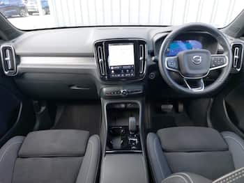 Used Volvo XC40 2024 for sale - 79671283: Photo
