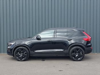 Used Volvo XC40 2024 for sale - 79671283: Photo