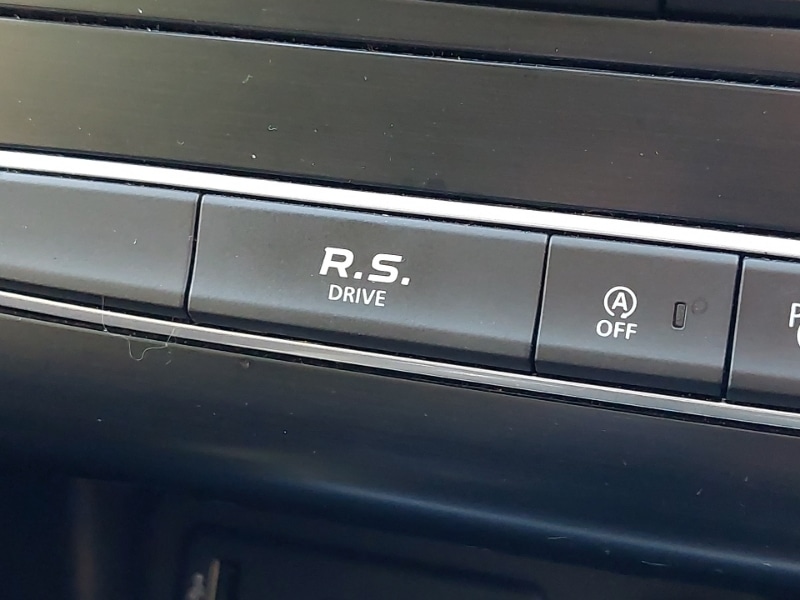 Used Renault Megane 2019 for sale - 76983472: Photo 18