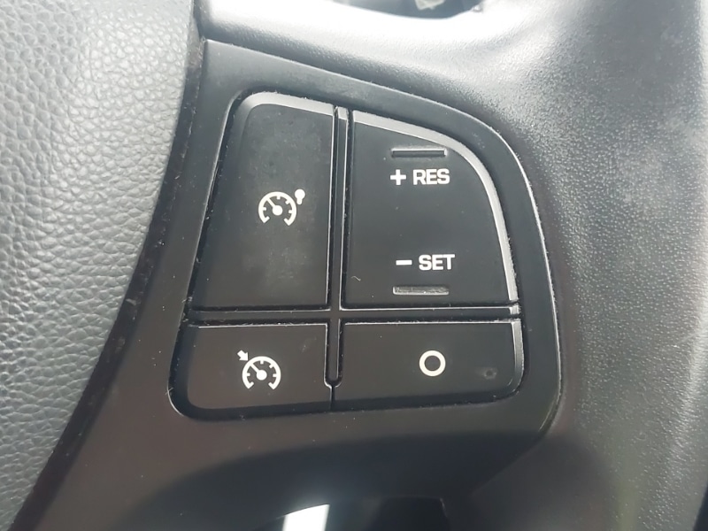 Used Hyundai i10 2017 for sale - 76507059: Photo 13