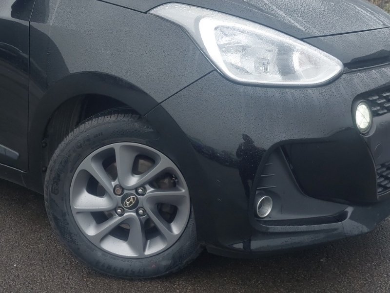 Used Hyundai i10 2017 for sale - 76507059: Photo 9