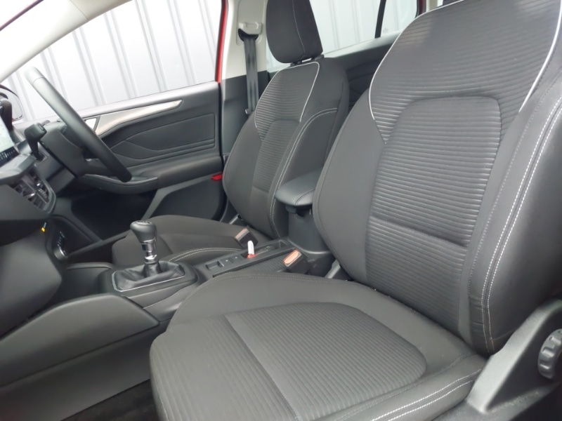 Used Ford Focus 2023 for sale - 78005874: Photo 5