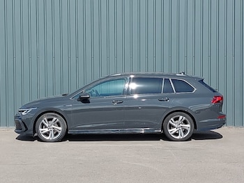 Used Volkswagen Golf 2023 for sale - 75486317: Photo