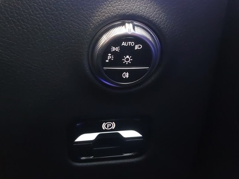 Used Mercedes-Benz GLC 2024 for sale - 77702067: Photo 17