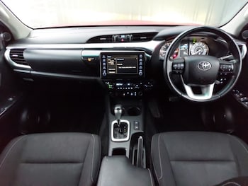 Used Toyota Hilux 2022 for sale - 77108029: Photo