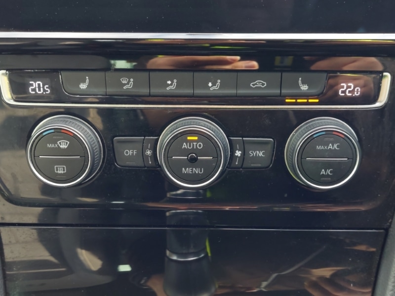 Used Volkswagen Golf 2020 for sale - 77731848: Photo 16