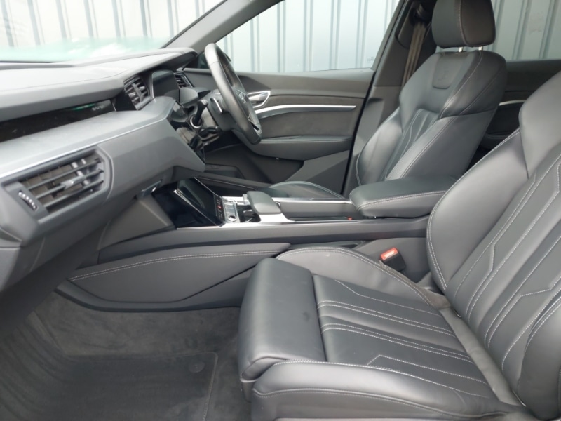 Used Audi e-tron 2021 for sale - 76983468: Photo 5
