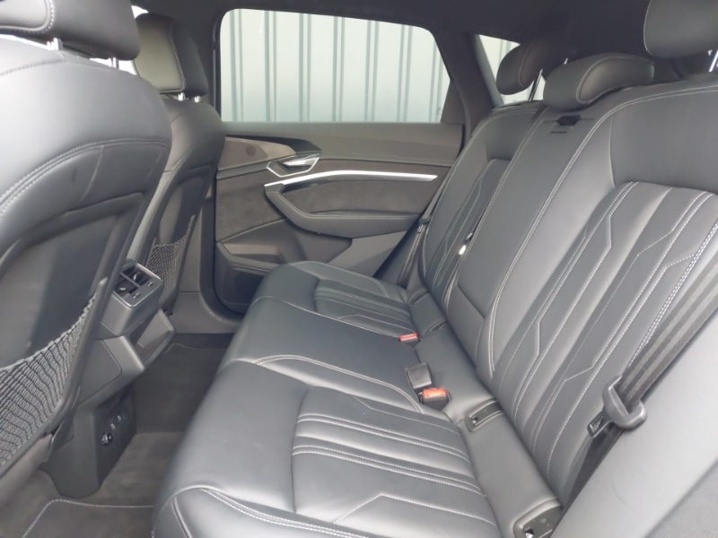 Used Audi e-tron 2021 for sale - 76983468: Photo 6