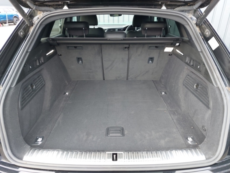 Used Audi e-tron 2021 for sale - 76983468: Photo 8