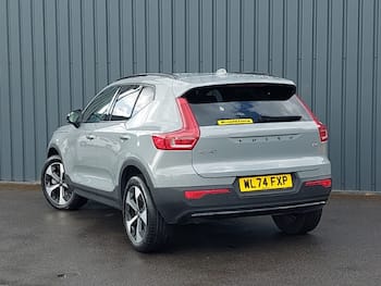 Used Volvo XC40 2025 for sale - 79642106: Photo