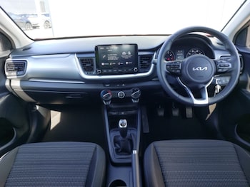 Used Kia Stonic 2023 for sale - 79092270: Photo