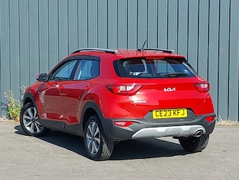 Used Kia Stonic 2023 for sale - 79092270: Photo