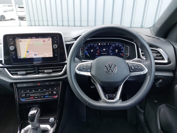 Used Volkswagen T-Roc 2024 for sale - 74847770: Photo 7