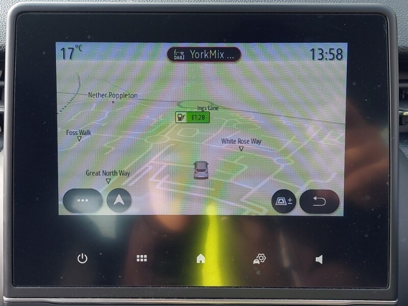 Used Renault Clio 2021 for sale - 77652128: Photo 11