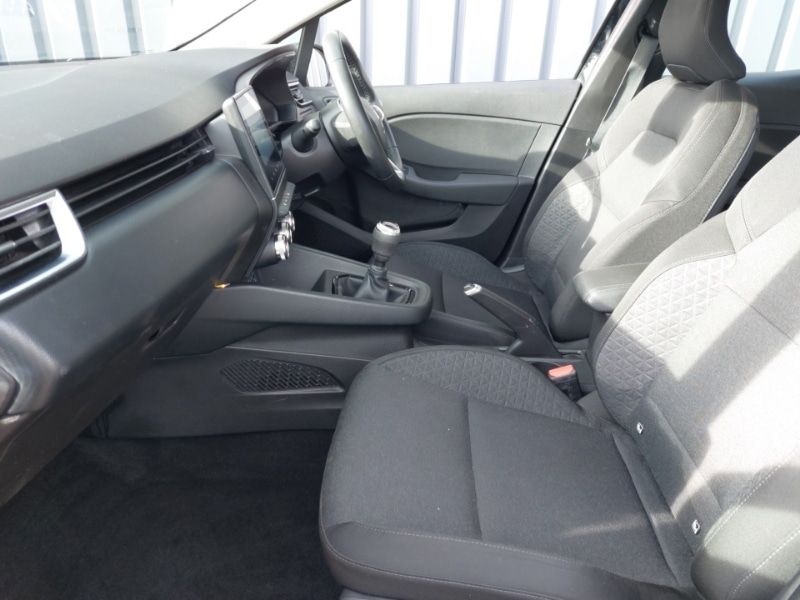 Used Renault Clio 2021 for sale - 77652128: Photo 5