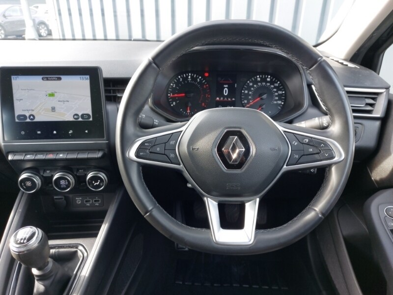 Used Renault Clio 2021 for sale - 77652128: Photo 7