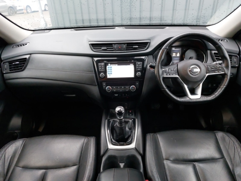 Used Nissan X-Trail 2017 for sale - 77162572: Photo 2