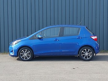 Used Toyota Yaris 2019 for sale - 78113126: Photo