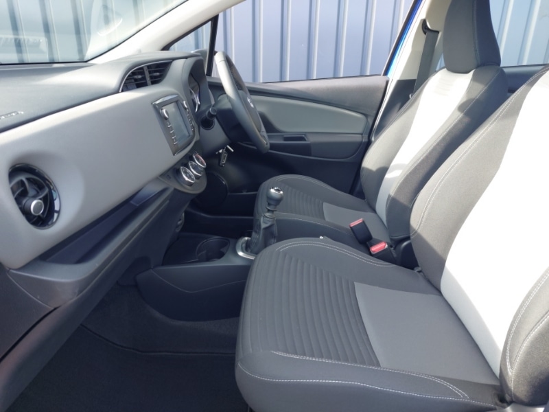 Used Toyota Yaris 2019 for sale - 78113126: Photo 5