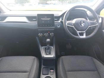 Used Renault Captur 2023 for sale - 79425312: Photo