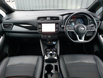 Used Nissan Leaf 2022 for sale - 77034969: Photo