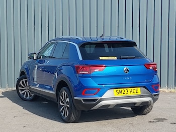 Used Volkswagen T-Roc 2023 for sale - 78940714: Photo