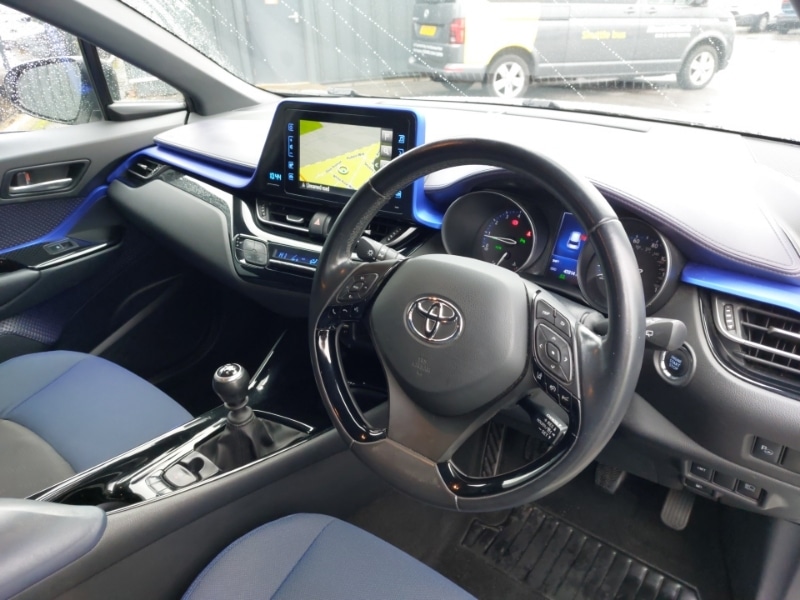 Used Toyota C-HR 2017 for sale - 78013511: Photo 12