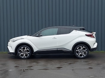 Used Toyota C-HR 2017 for sale - 78013511: Photo