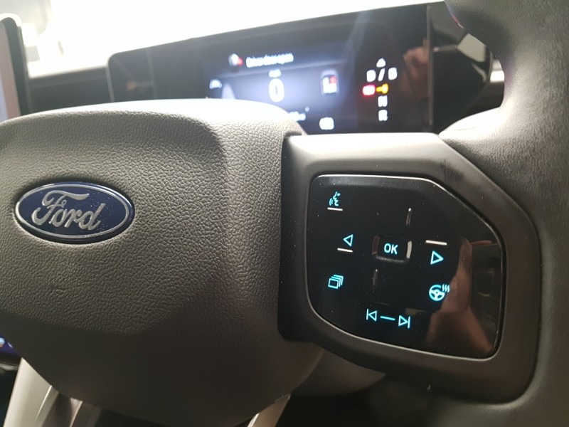 Used Ford Explorer 2025 for sale - 77240953: Photo 16