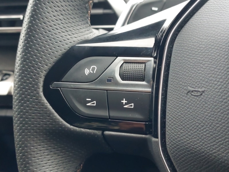 Used Peugeot 3008 2023 for sale - 76880454: Photo 12