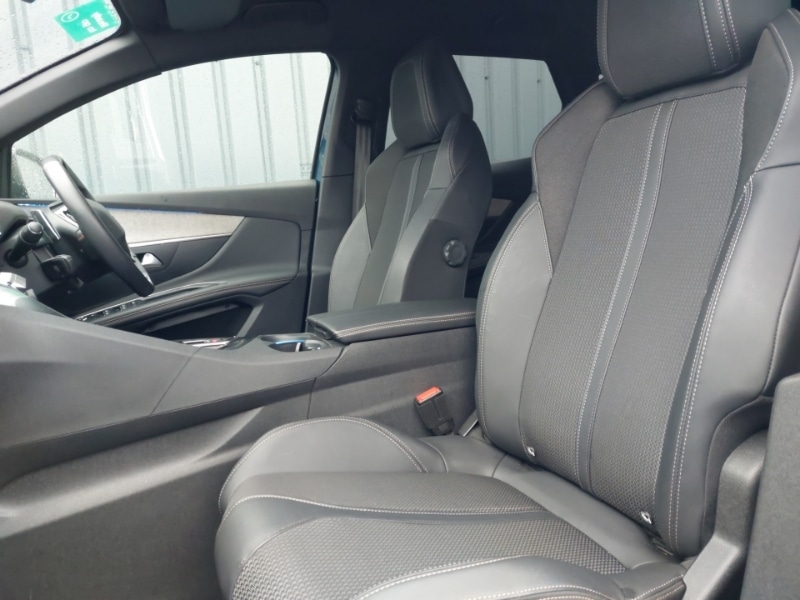 Used Peugeot 3008 2023 for sale - 76880454: Photo 5