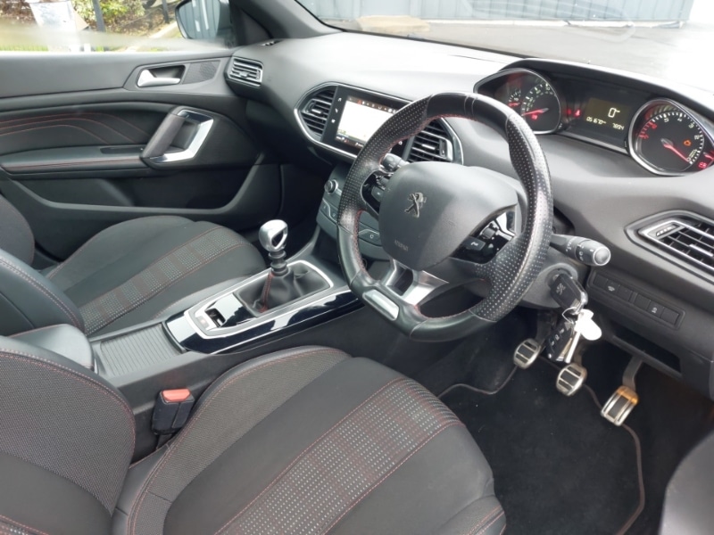 Used Peugeot 308 2018 for sale - 76614041: Photo 13