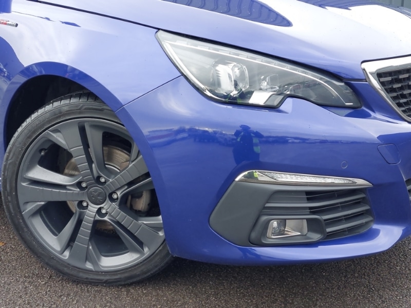 Used Peugeot 308 2018 for sale - 76614041: Photo 9