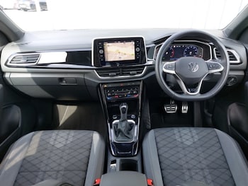 Used Volkswagen T-Roc 2024 for sale - 75395433: Photo