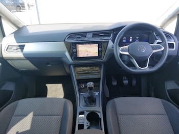 Used Volkswagen Touran 2023 for sale - 79522957: Photo