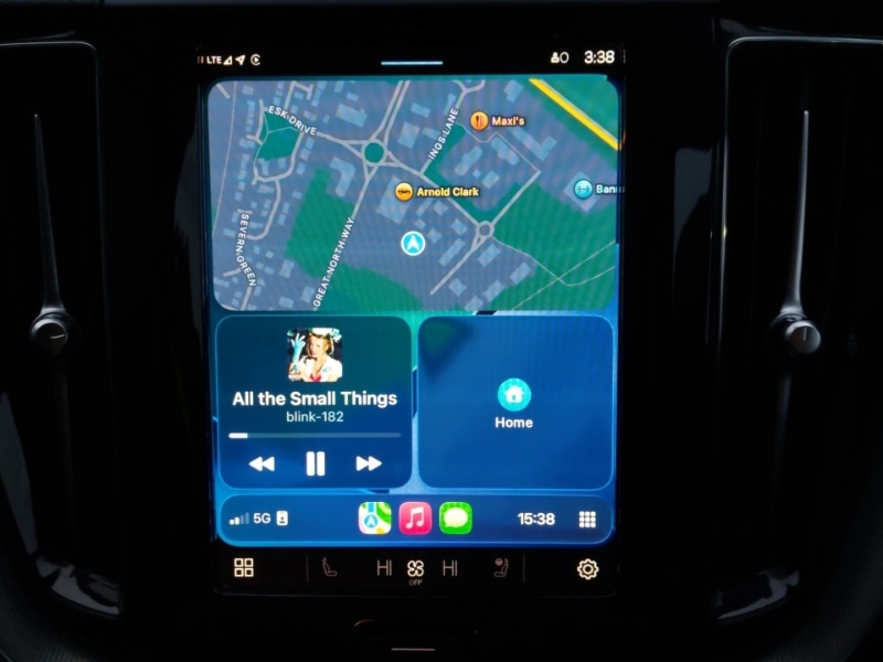 Used Volvo XC60 2023 for sale - 77325295: Photo 15