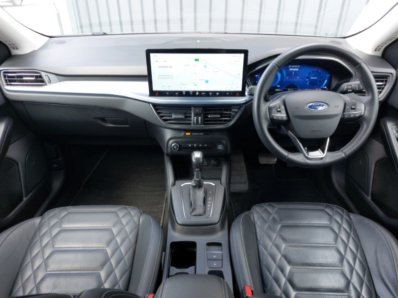 Used Ford Focus 2022 for sale - 76456153: Photo 2