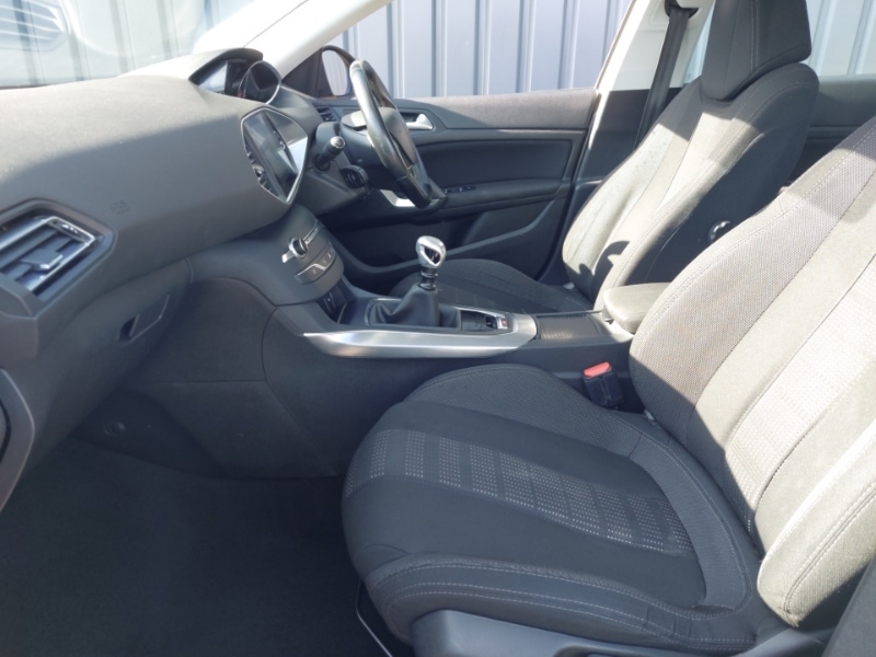 Used Peugeot 308 2016 for sale - 78155983: Photo 5