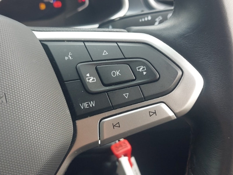 Used Volkswagen T-Roc 2023 for sale - 77969301: Photo 13