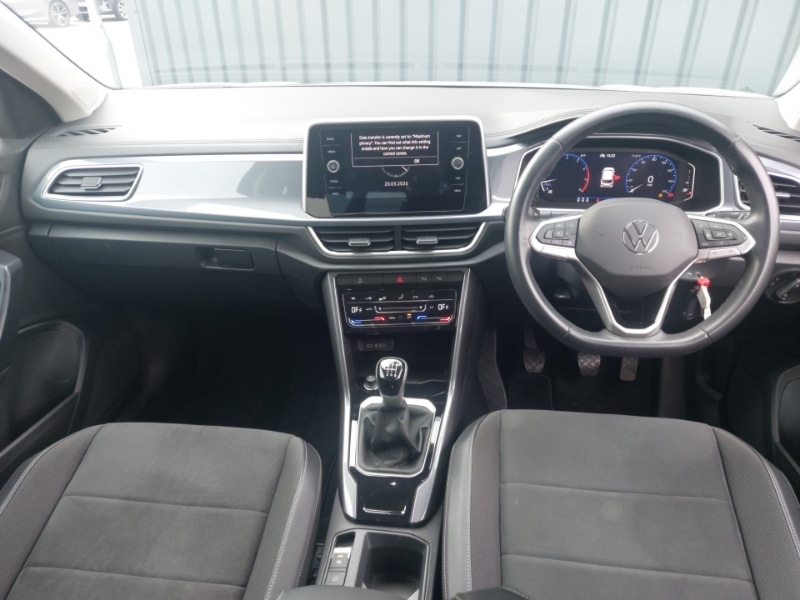 Used Volkswagen T-Roc 2023 for sale - 77969301: Photo 2