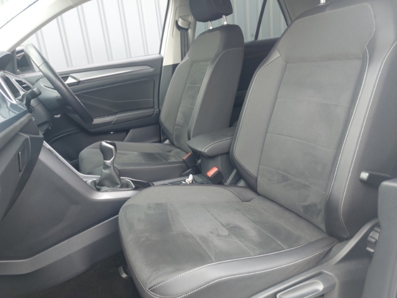 Used Volkswagen T-Roc 2023 for sale - 77969301: Photo 5