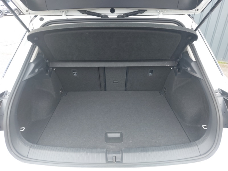 Used Volkswagen T-Roc 2023 for sale - 77969301: Photo 8