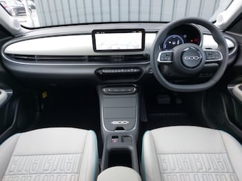 Used Fiat 600 2024 for sale - 76478976: Photo