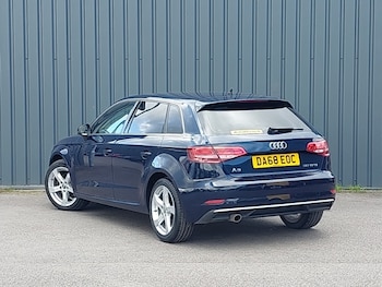 Used Audi A3 2018 for sale - 77832318: Photo