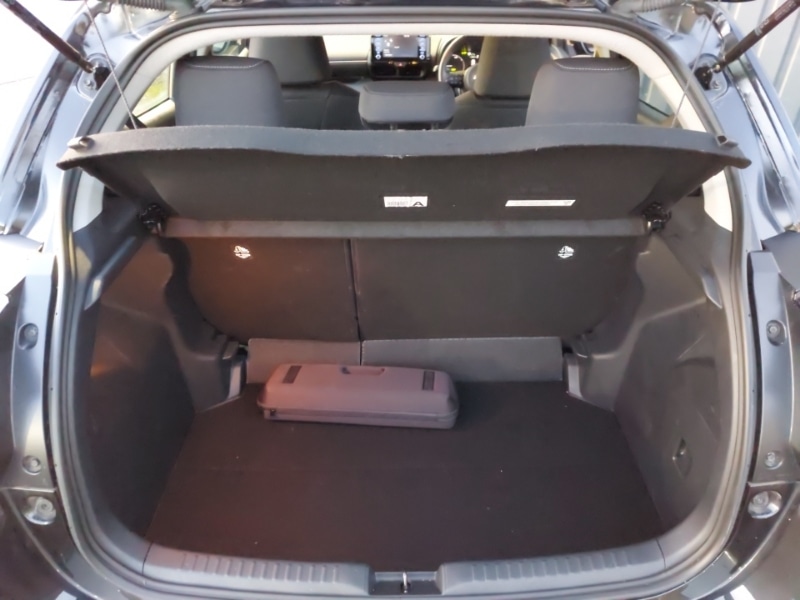 Used Toyota Yaris 2022 for sale - 77130072: Photo 8