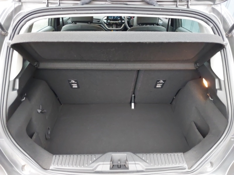 Used Ford Fiesta 2018 for sale - 77509080: Photo 8